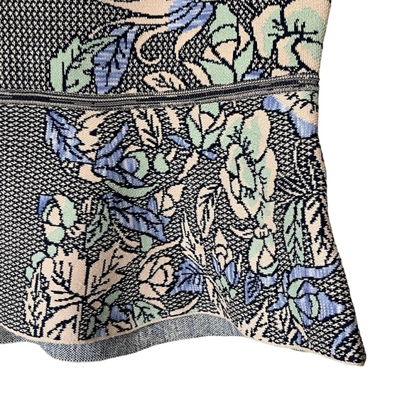 BCBGMaxAzria Alonya Knit Peplum Top Bare Pink Floral size Small - Picture 4 of 8